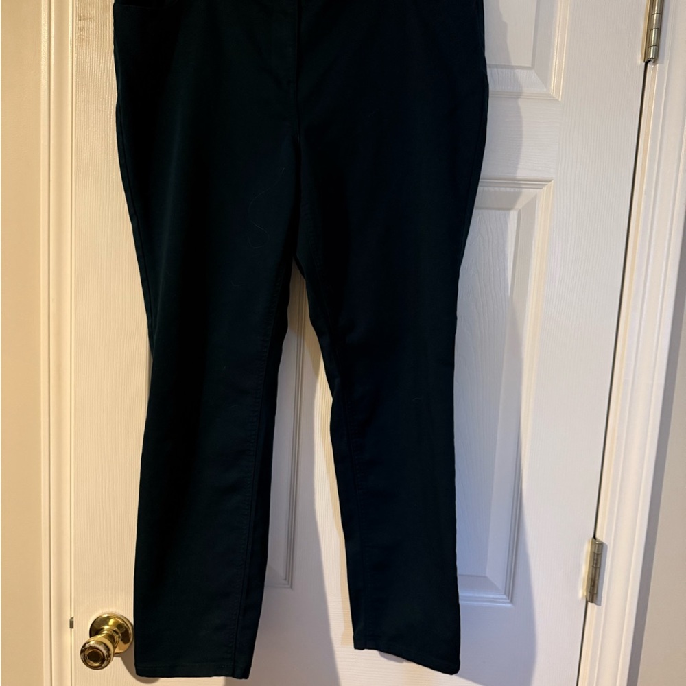 Women’s Green Pants